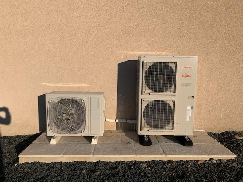 Unité extérieure PAC en façade