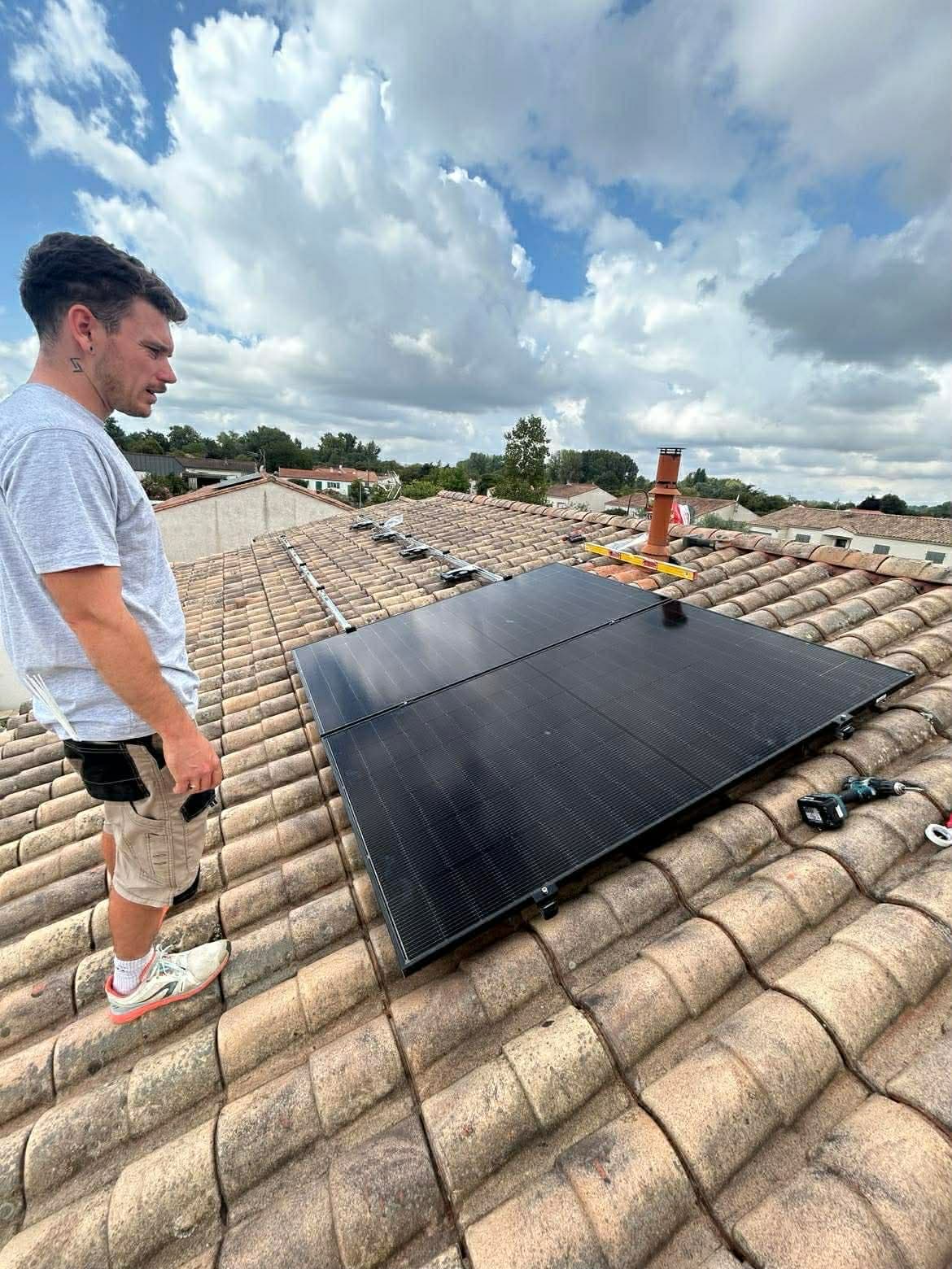 Installation panneaux photovoltaïques
